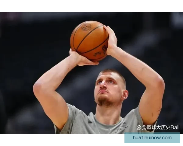 约基奇创纪录轰23分21篮板19助攻距场均三双仅差32助攻荣膺中锋第一